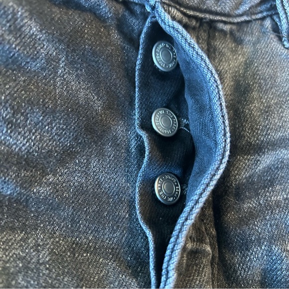 Free People We The Free Black Denim Shorts Size 28 - Picture 5 of 6